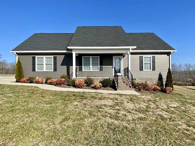 605 Womack Rd Bethpage, TN 37022