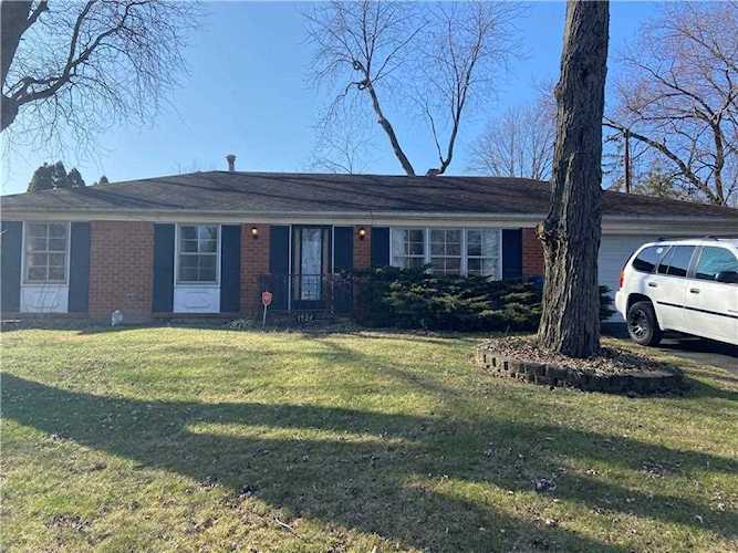 1924 Schwier Ct Indianapolis, IN 46229
