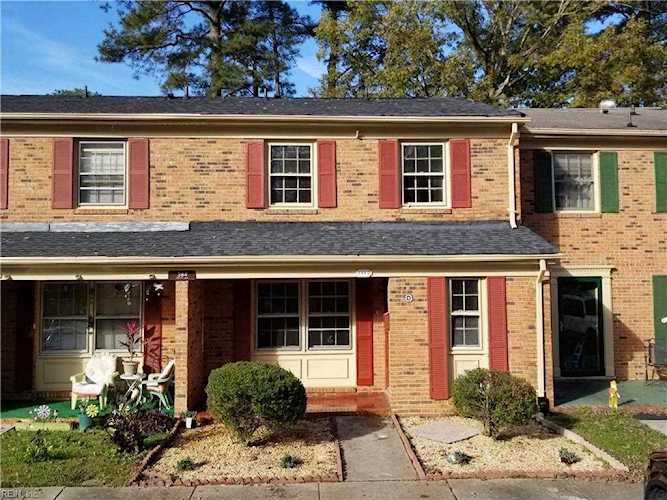384 Deputy Ln #D Newport News, VA 23608