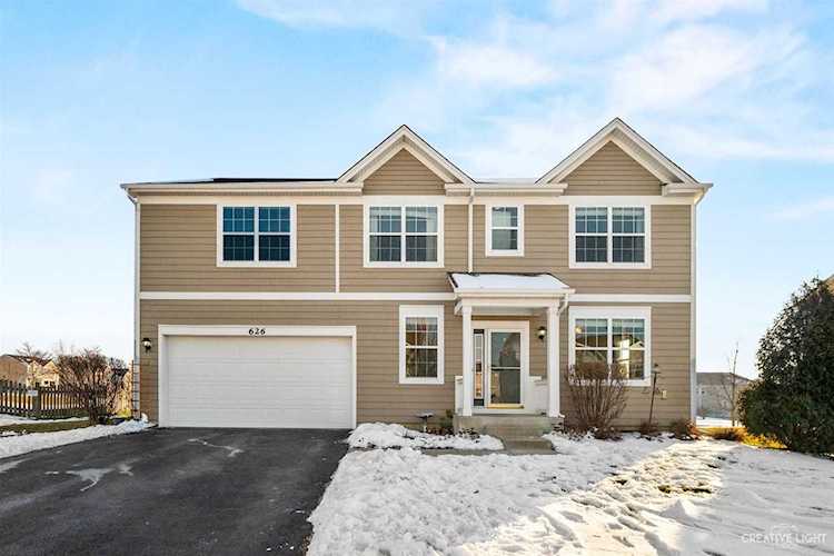 626 Pimlico St Oswego, IL 60543