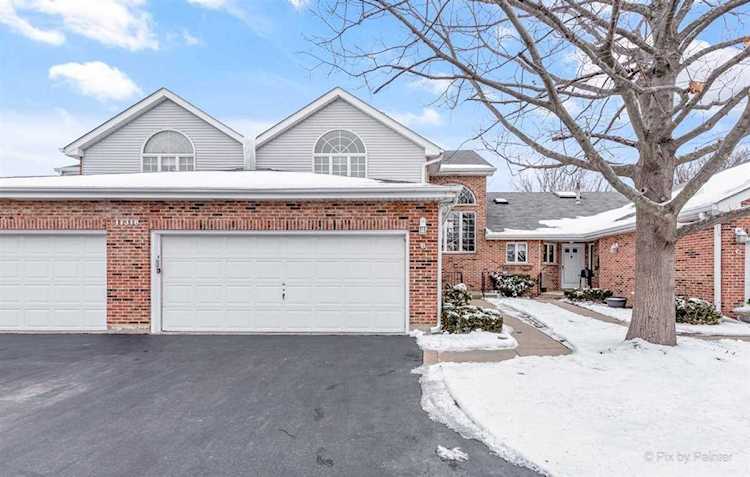 11318 Algonquin Rd #UNIT-B Huntley, IL 60142
