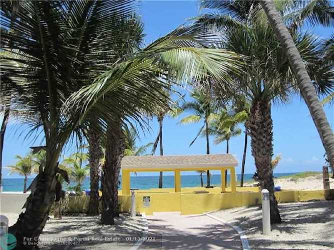 1421 S Ocean Blvd #507 Pompano Beach, FL 33062