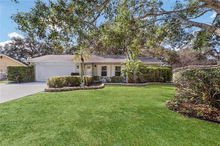 7206 Meadowbrook Dr Sarasota, FL 34243