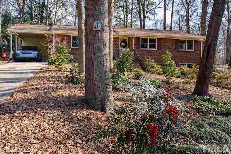 923 Washington Street Cary, NC 27511