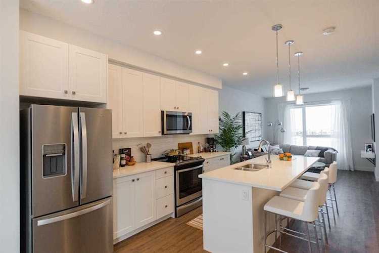 88 Evanscrest Manor NW Calgary, AB T3R 1V5