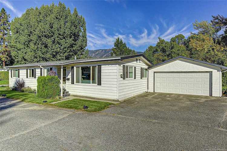 1929 South Highway 97 Highway West Kelowna, BC V1Z2Z1
