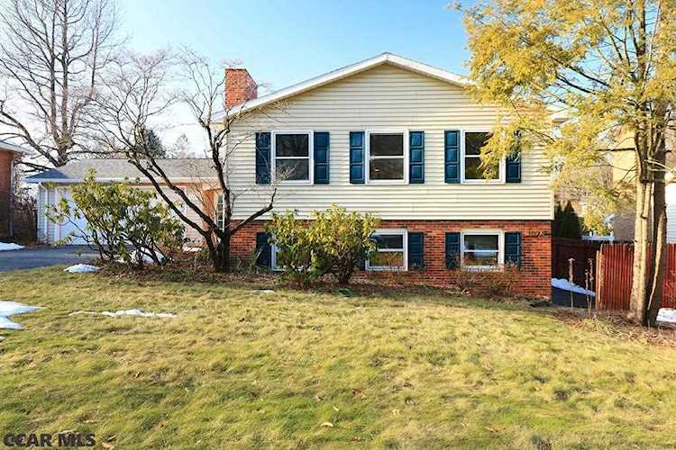 1119 Westerly Parkway State College, PA 16801 | home for sale | KBB Photo 1