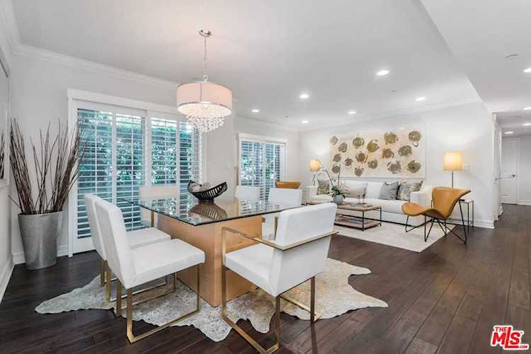 951 Granville Avenue #102 Los Angeles, CA 90049
