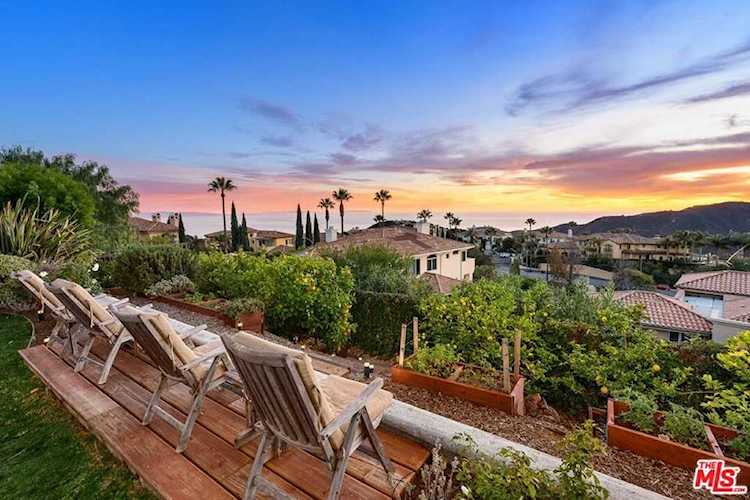 16608 Calle Jermaine Pacific Palisades, CA 90272