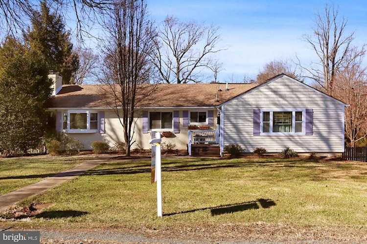 4700 Village Dr Fairfax, VA 22030