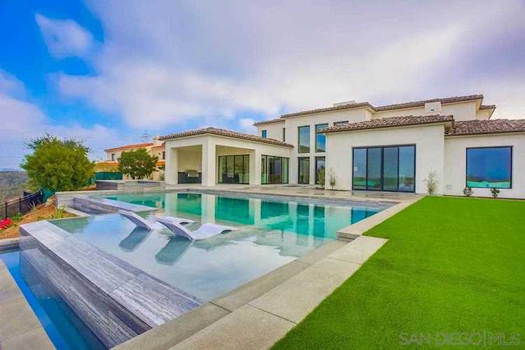7012 The Preserve Way San Diego, CA 92130