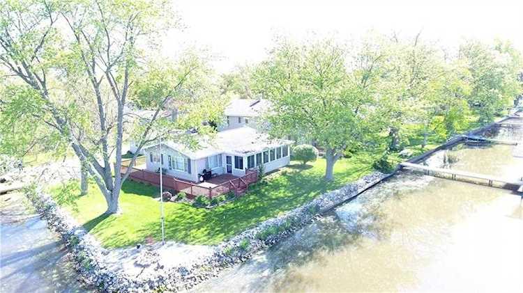 5000 E Oriole Dr Monticello, IN 47960