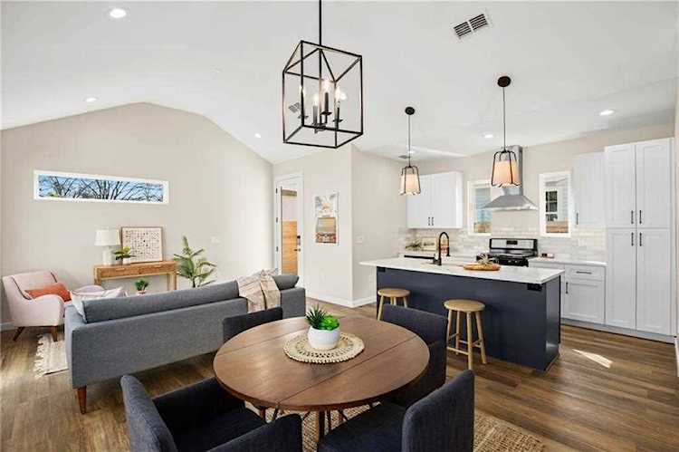 2916 Gonzales ST #2 Austin, TX 78702