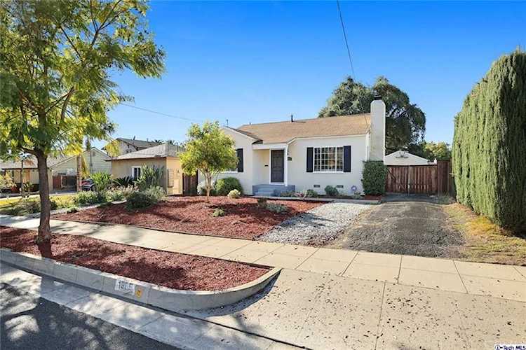 1965 Mentone Avenue Pasadena, CA 91103