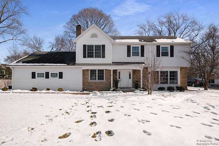 2S281 Kiowa Ct Wheaton, IL 60189