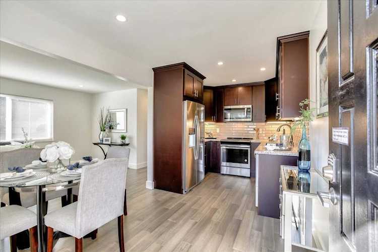 1806 Higdon Avenue Mountain View, CA 94041