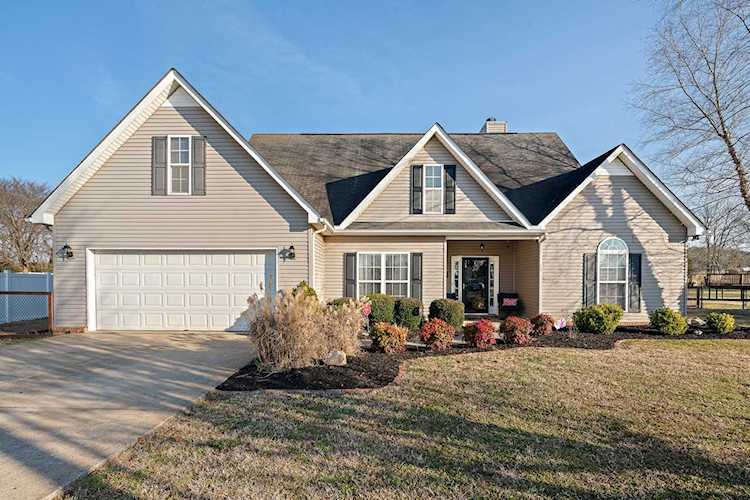 130 Silver Dollar St Lascassas, TN 37085