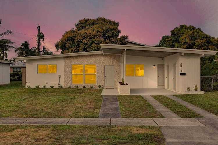 2013 NW 11th Ave Fort Lauderdale, FL 33311