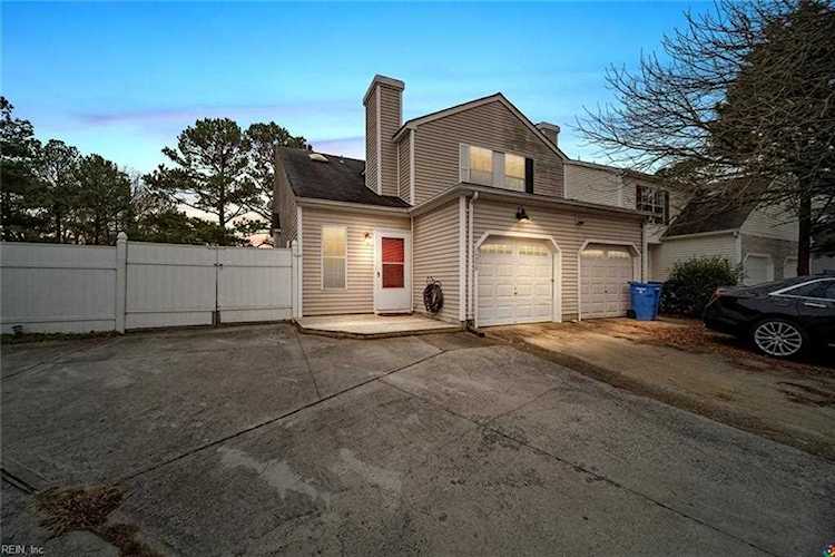 1208 Damyien Arch Chesapeake, VA 23320