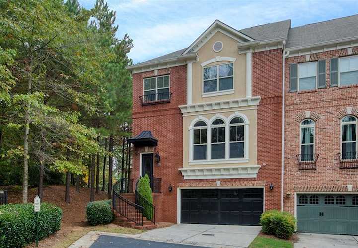 918 Boudreau Ct Sandy Springs, GA 30328