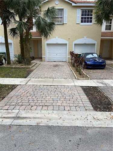 6373 Landings Ter #6373 Tamarac, FL 33321
