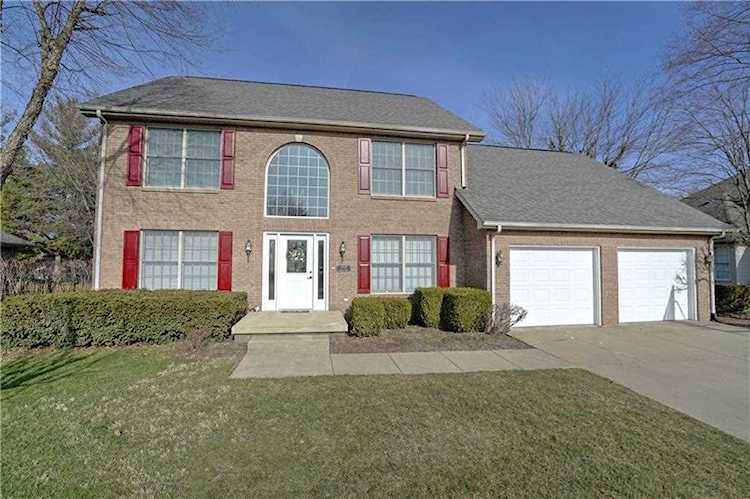 1014 Lapwing Dr Columbus, IN 47203