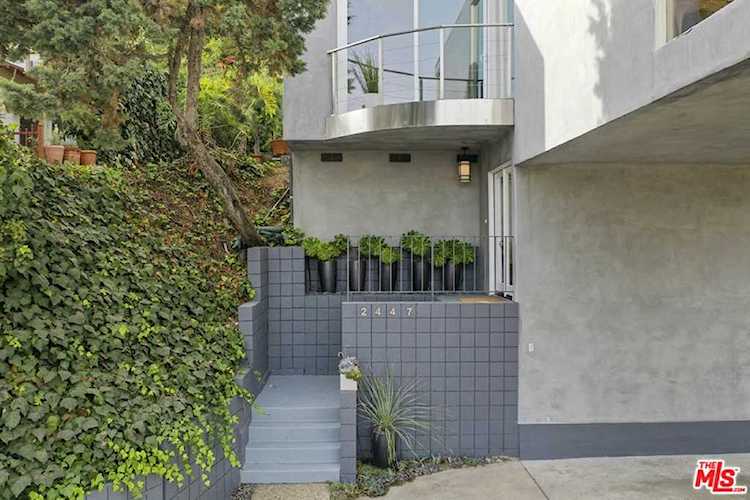 2447 Kenilworth Avenue Los Angeles, CA 90039