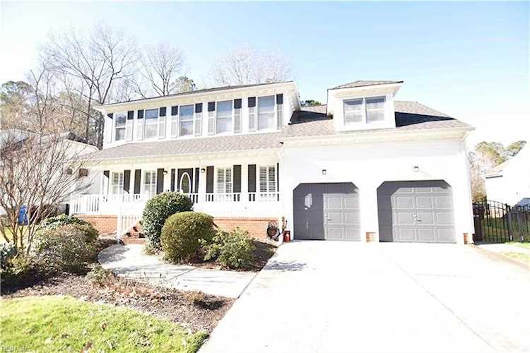 430 Las Gaviotas Blvd Chesapeake, VA 23322