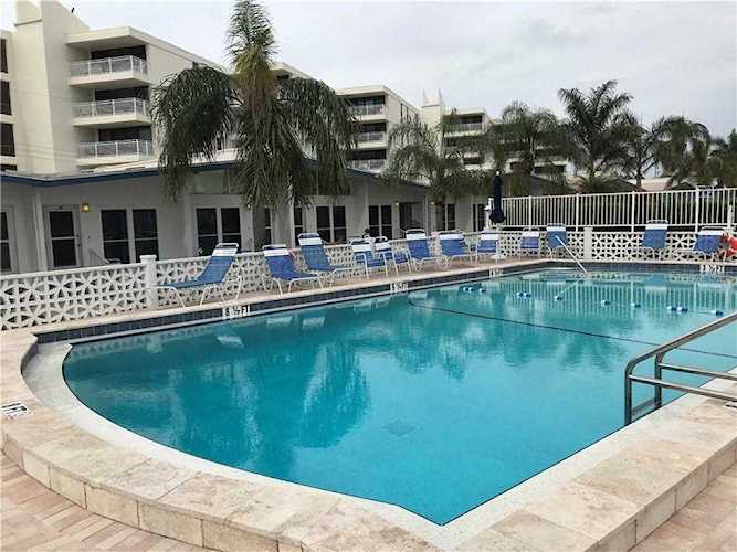 1129 Seaside Dr #27 Sarasota, FL 34242