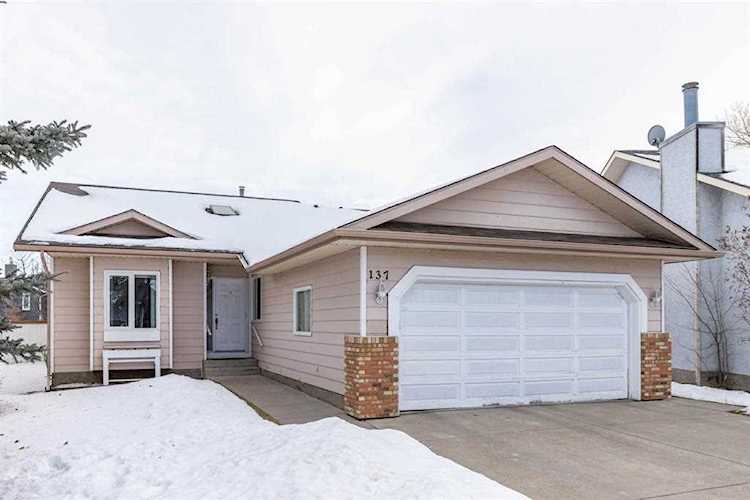 137 Sundown Place SE Calgary, AB T2X 3B7