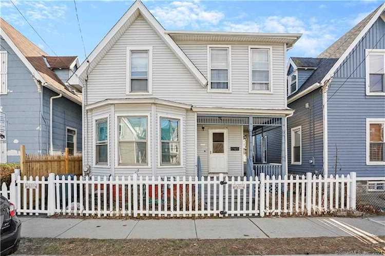 121 Atlantic Street Bridgeport, CT 06604