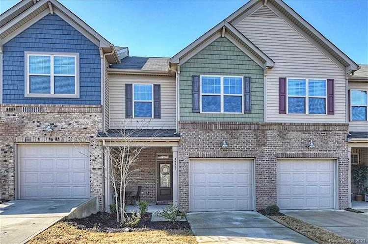 4009 Black Walnut Way Fort Mill, SC 29707