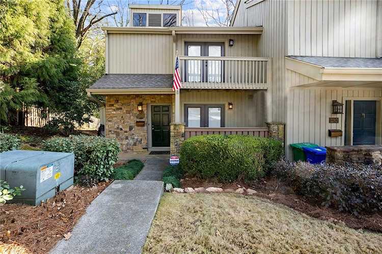 1285 Druid Knoll Dr NE, Brookhaven, GA 30319 - Premier Atlanta Real Estate Photo 1