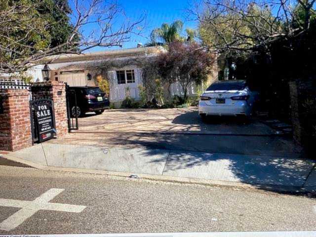 1166 Linda Flora Drive Bel Air, CA 90049