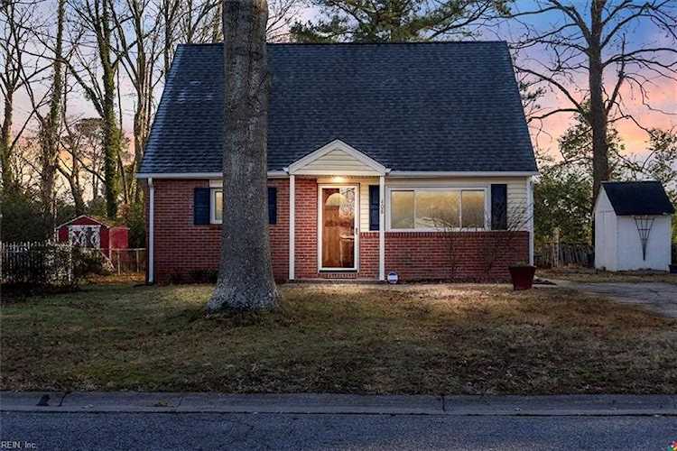 408 Mango Dr Virginia Beach, VA 23452