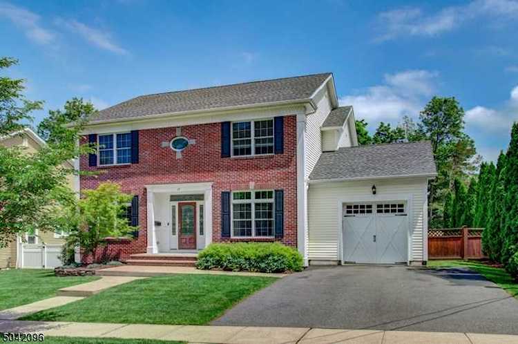 17 Lum Ave Chatham Boro, NJ 07928