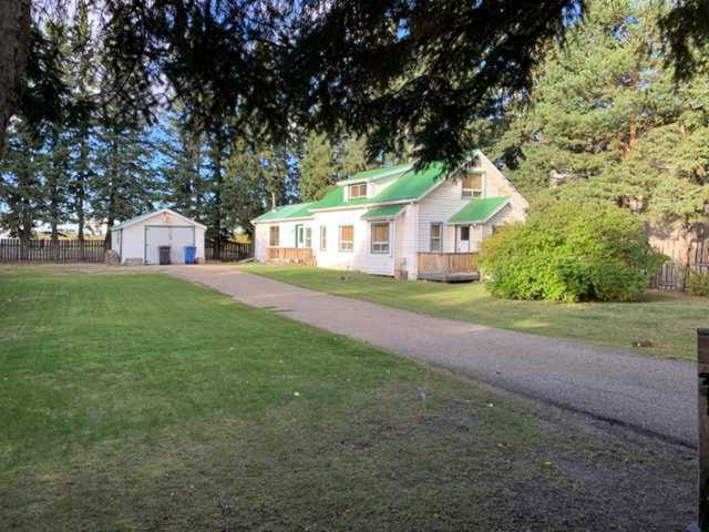 5012 54 Ave Eckville, AB T0M 0X0