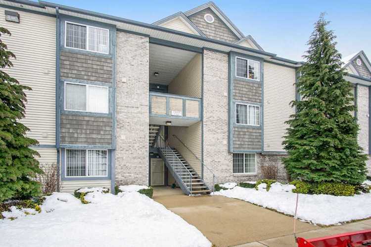 18372 N Ridge Ct #11 Spring Lake, MI 49456