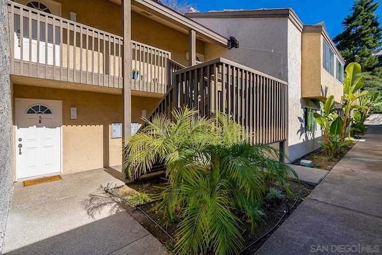 8541 Villa La Jolla Dr #A La Jolla, CA 92037