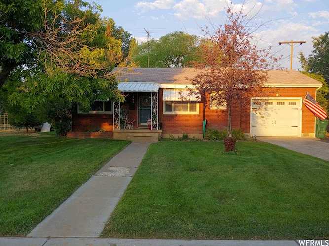 361 S W 200 Vernal, UT 84078