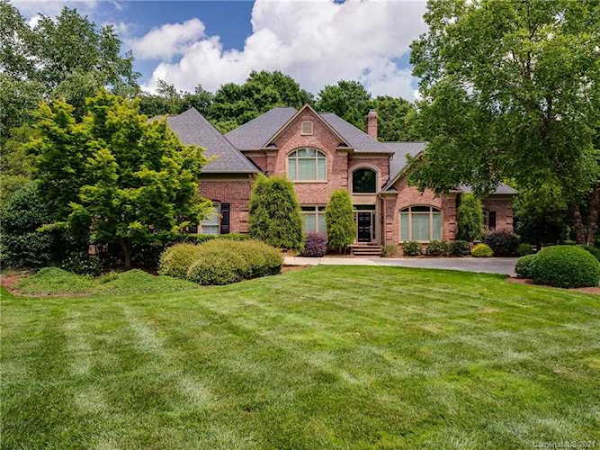 4212 Gosford Place Charlotte, NC 28277