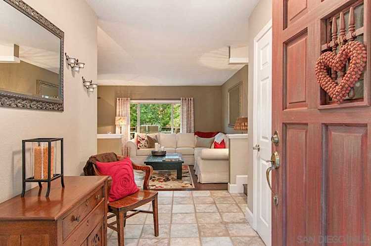 4326 Calavo Drive La Mesa, CA 91941
