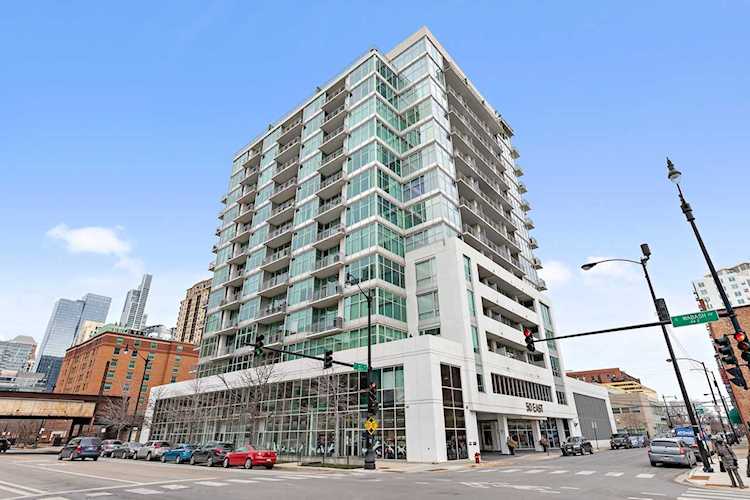 50 E 16th St #701 Chicago, IL 60616