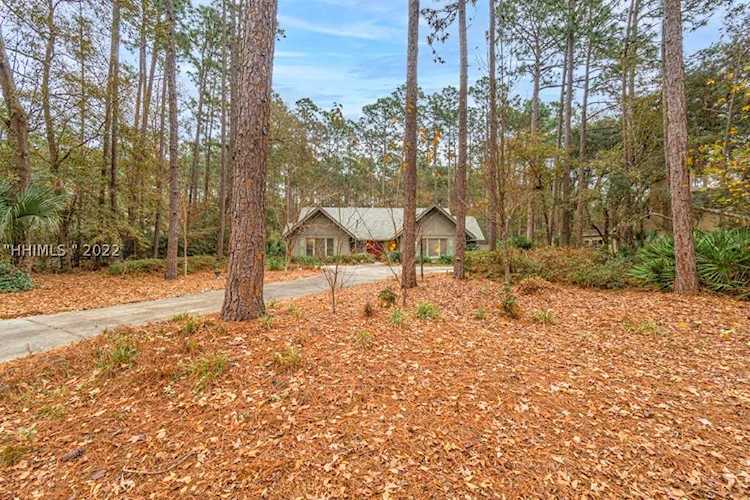 4 Warbler Ln Hilton Head Island, SC 29926