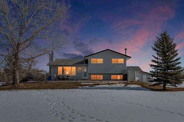 118019 380 Ave E Rural Foothills County, AB T1S 1N3