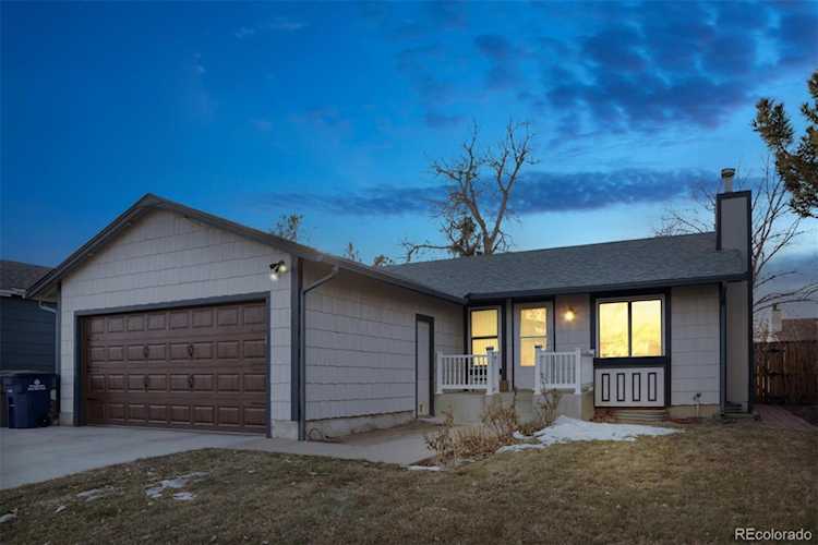 3735 S Lewiston St Aurora, CO 80013