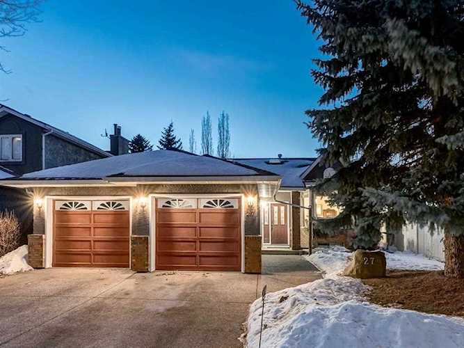 27 Diamond Terrace SE Calgary, AB T2J 7A9