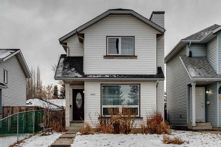 3893 30 Ave SE Calgary, AB T2B 2C7