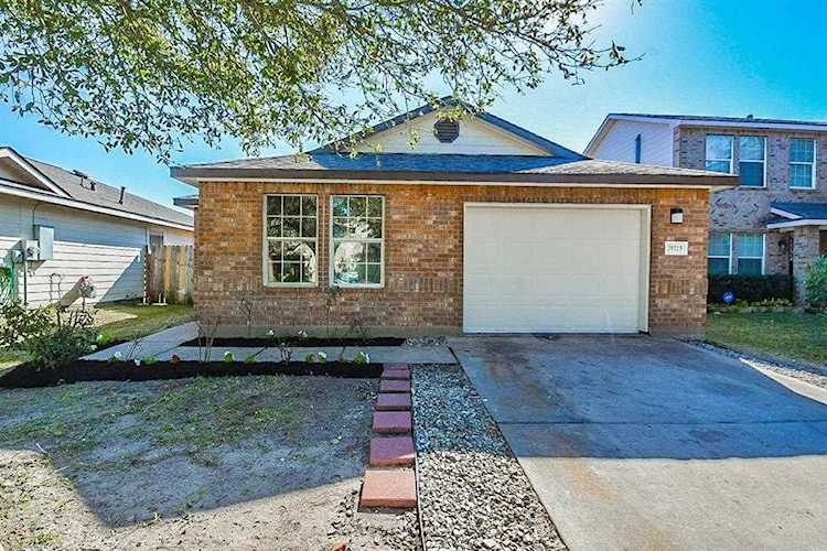 20215 Pioneer Ridge Dr Cypress, TX 77433