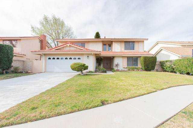 10637 Willowbrae Avenue Chatsworth, CA 91311